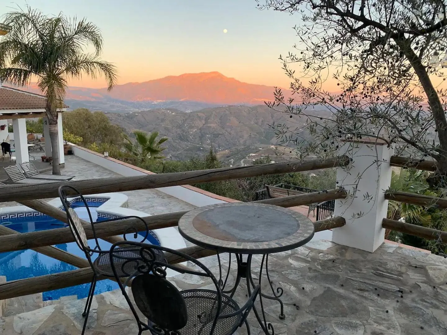 Holiday home Casa Rural Finca Volando In The Mountains Of Malaga Comares